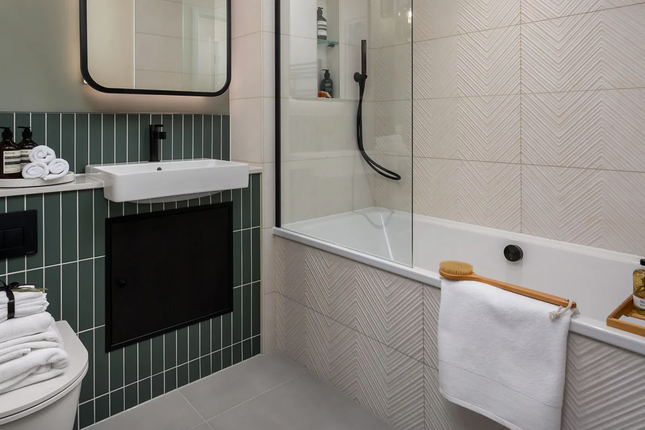 15, Boston Road, Hanwell, London photo 4