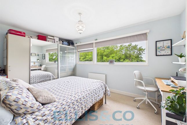 95, Quarry Hill Road, Kent photo 4