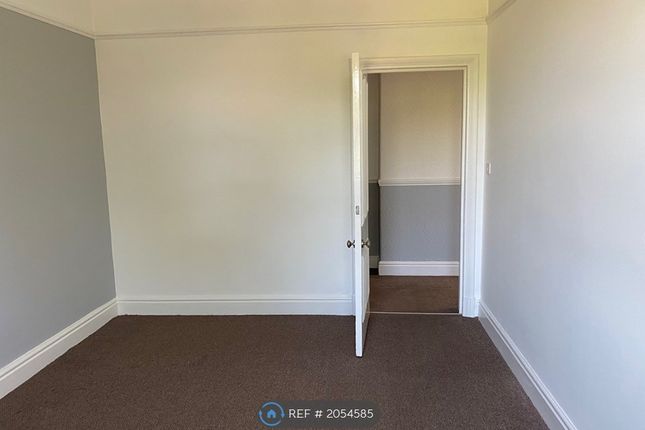 Flat to rent in Scarisbrick New Road, Southport