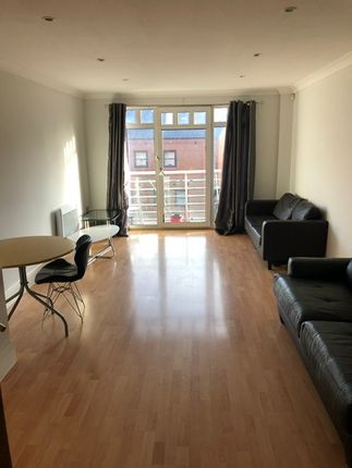 Thumbnail Flat to rent in Queen Victoria Road, City Centre