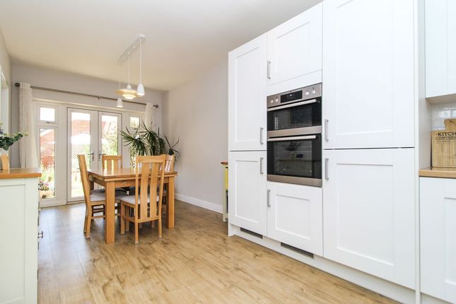 18, Cranwell Circle, Bedford photo 4