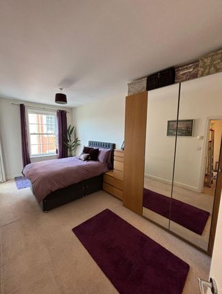 Flat for sale in Paradise Walk, Bexhill-On-Sea