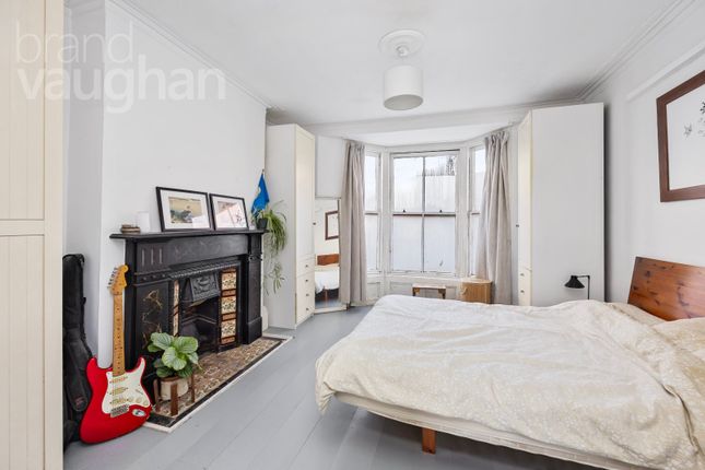 Flat for sale in Clarendon Place, Brighton, East Sussex