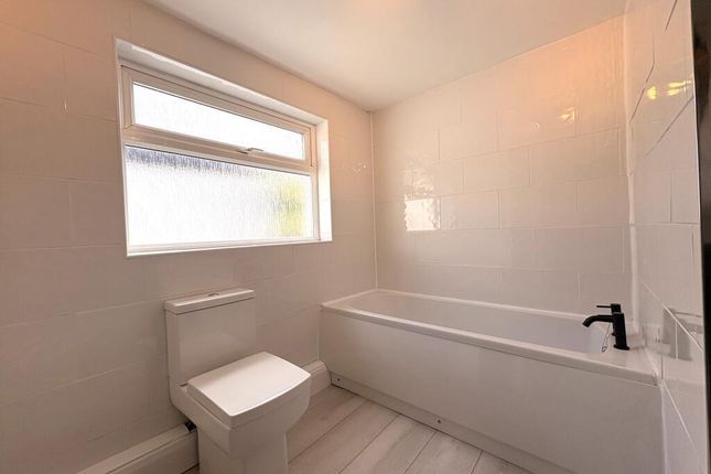 4-bed house on 22, Tower Street, Pontypridd, £1,800/mo