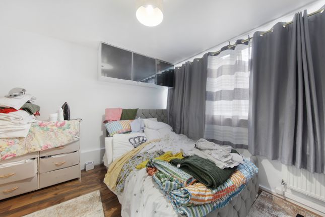 Flat 4 Siddons House, Fleet Road, London photo 4