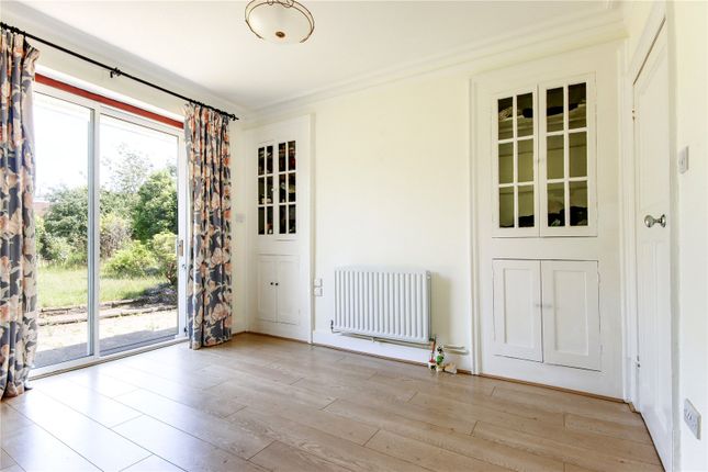 The Old Stables, 8A, Holly Bush Lane, Kent photo 4