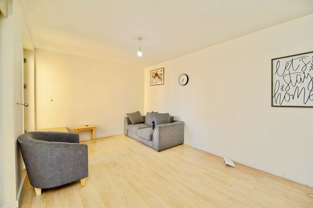 Flat 163, Aspect 14, Elmwood Lane, Leeds photo 2