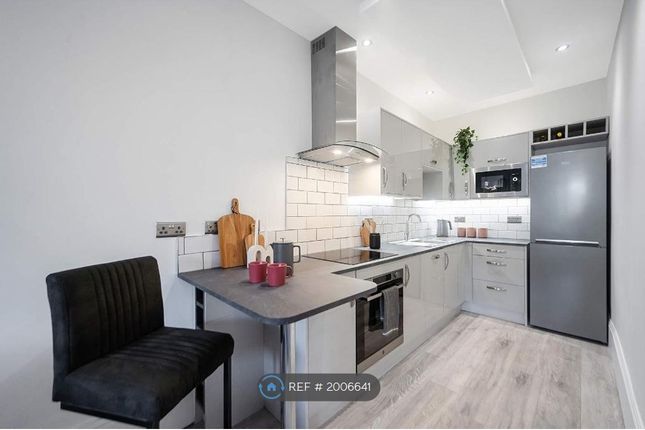 Flat to rent in Clifford Street, Glasgow