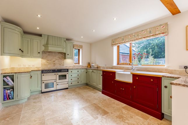 3 Samphire Close, Holt photo 4