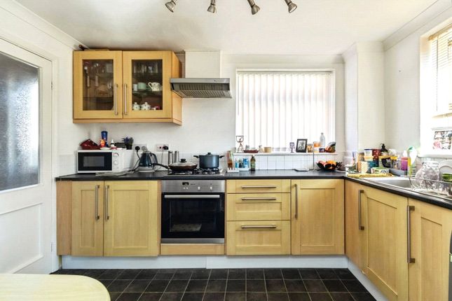 149, Mosswood Crescent, Nottinghamshire photo 5