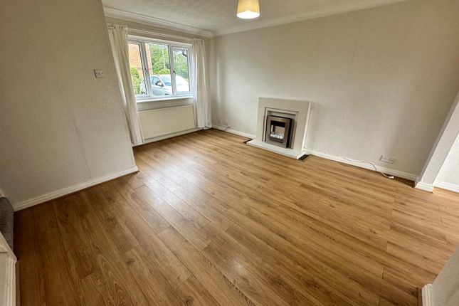 6, Rowberrow Close, Preston photo 3