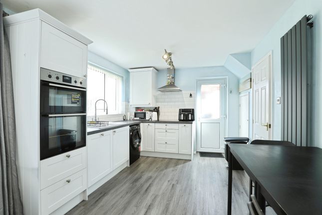 11 Wroxall Drive, Grantham, GRANTHAM photo 3