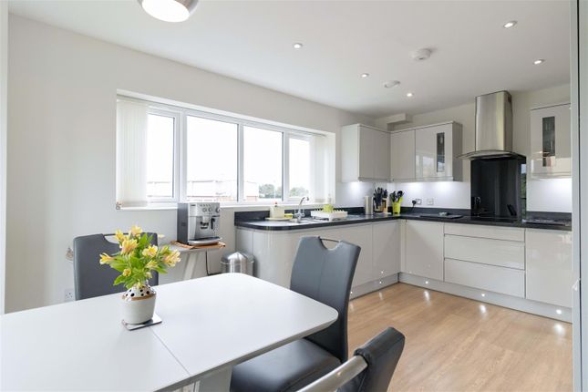 Thumbnail Property for sale in Bluebell Way, Worthing