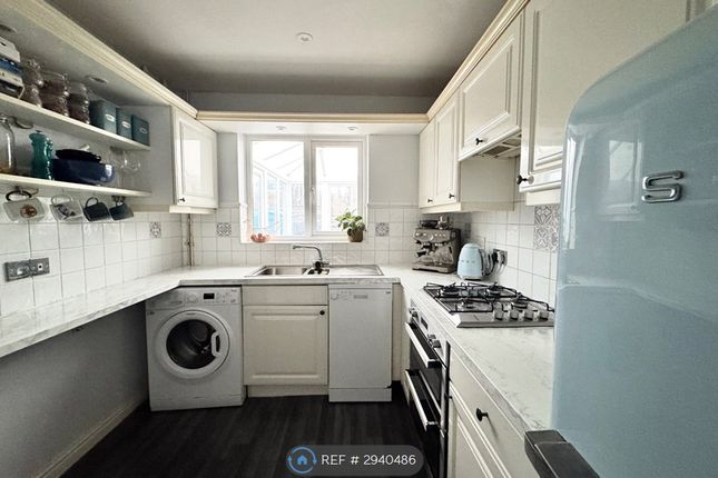 Elmer Cottages, Guildford Road, Fetcham, Leatherhead photo 3