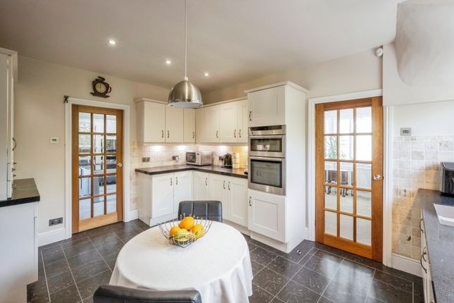 34, St. Augustines Road, Bessacarr photo 2