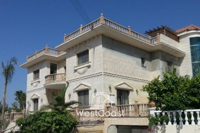 Villa for sale in Agios Athanasios, Limassol, Cyprus