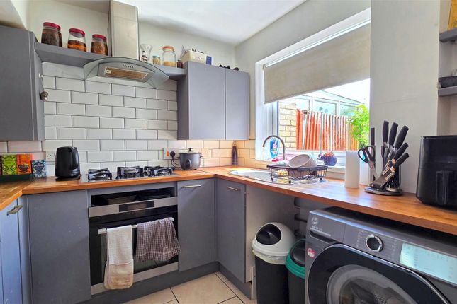 19, Debnam Close, Belton photo 4