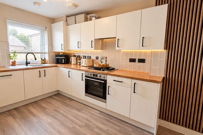 18, Sommerville Way, Bristol photo 4