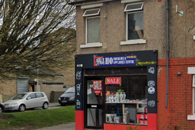 Thumbnail Retail premises to let in Harewood Street, Bradford