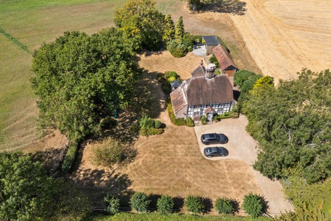 Conyboro, Sharpsbridge Lane, Uckfield photo 2