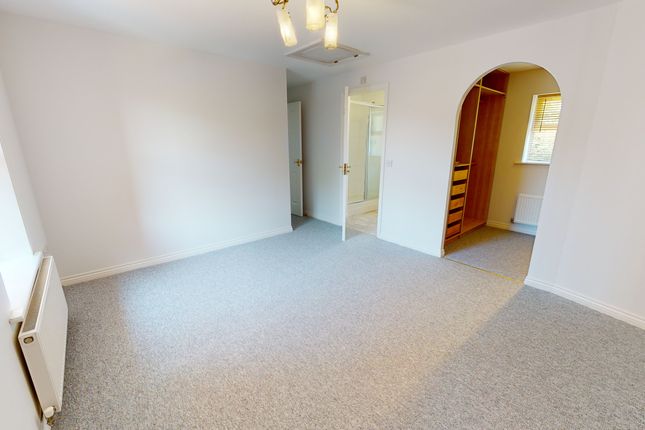 11, Brosnan Drive, Cheltenham photo 4