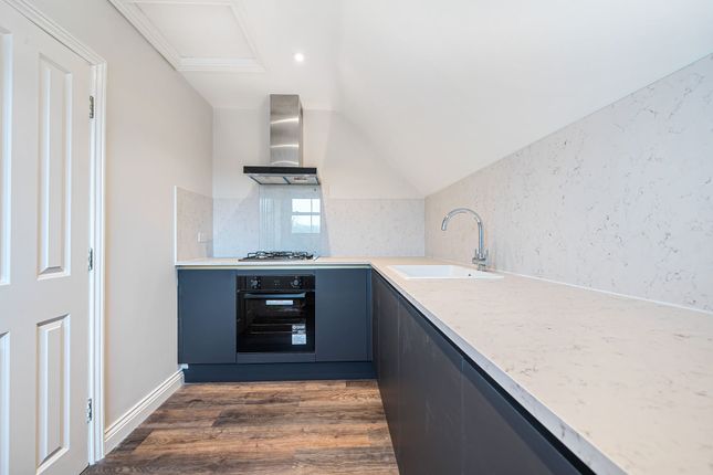 Flat 5, Bishops House Lower South Street, Godalming photo 4