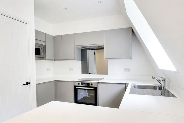 26, Myles Court, Goffs Oak photo 5