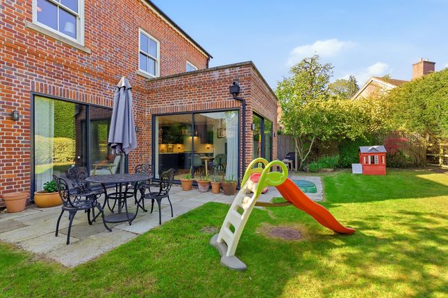 4, Orchard Green, Buckinghamshire photo 4