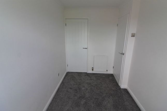 26, Traherne Drive, Cardiff photo 4