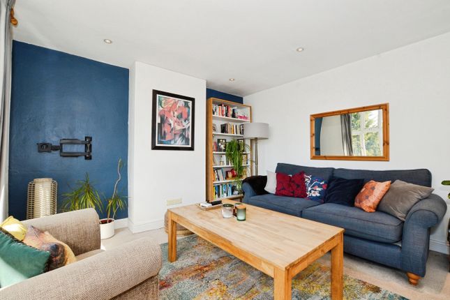 Flat 21/Sabine House, Shirley Road, Abbots Langley photo 2