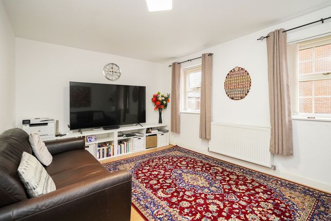 End terrace house for sale in Robinson Avenue, Sheffield