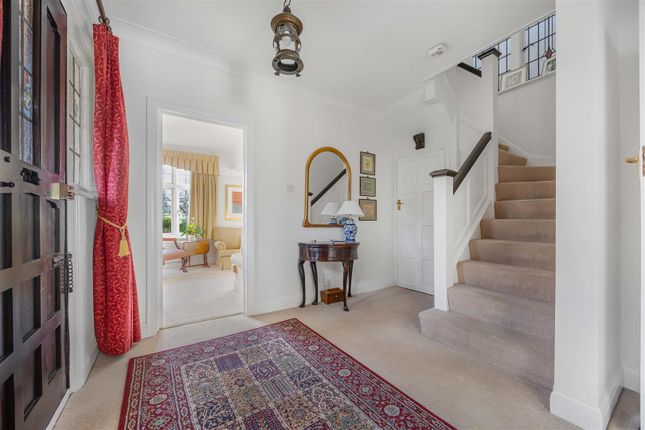 17, Avebury Square, Reading photo 3