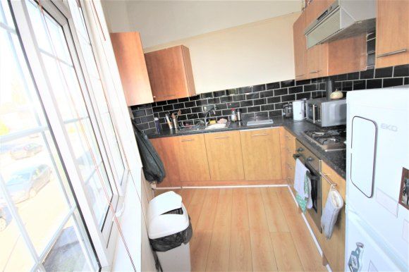 1A, Kepstorn Road, Leeds photo 5