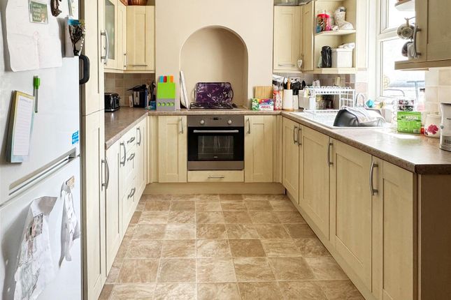 18, North Street, Littlehampton photo 4