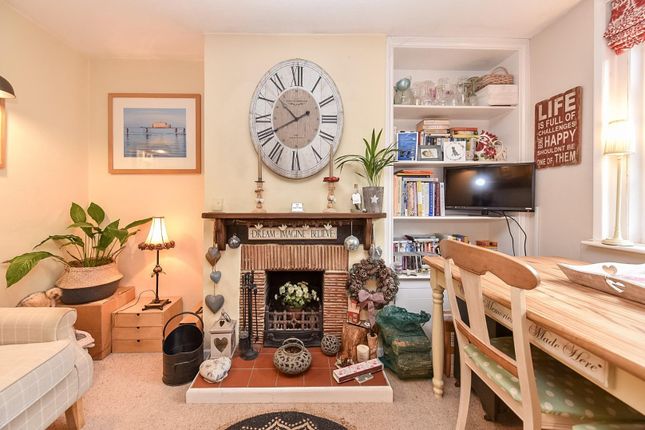 2, St Michaels Cottages, Ashey Road, Ryde photo 4