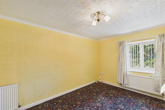 8, Plane Tree Court, Sunderland photo 4