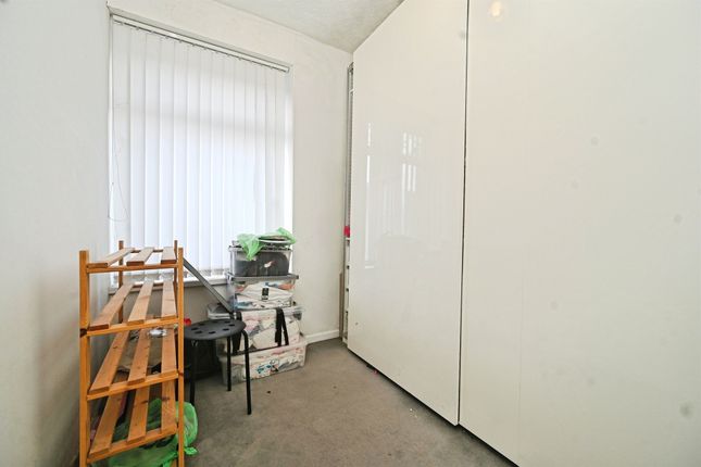 165, Robert Street, Pontypridd photo 3