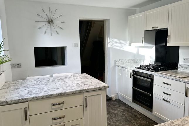 50, St. Leonards Avenue, Hayling Island photo 2