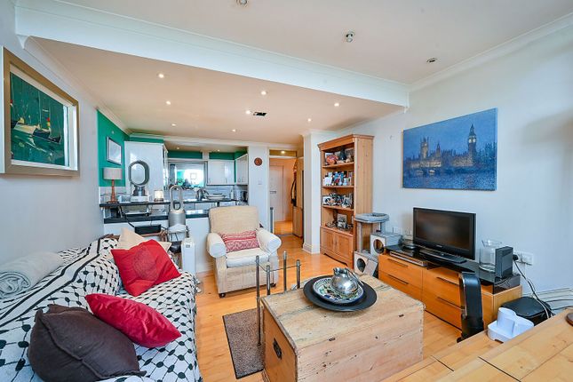 Heathfield Terrace, Chiswick photo 4