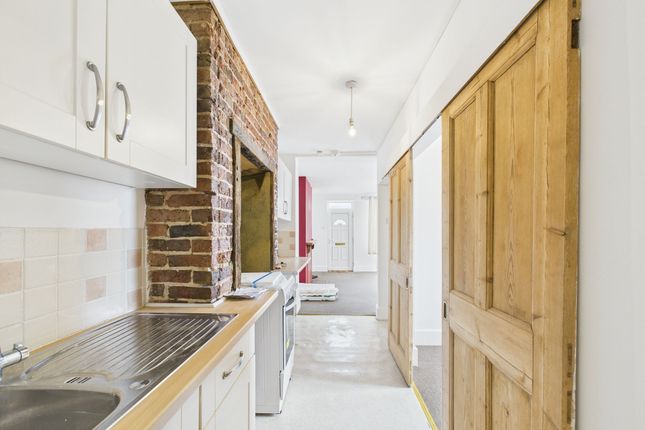 63c Arundel Road, Littlehampton photo 4