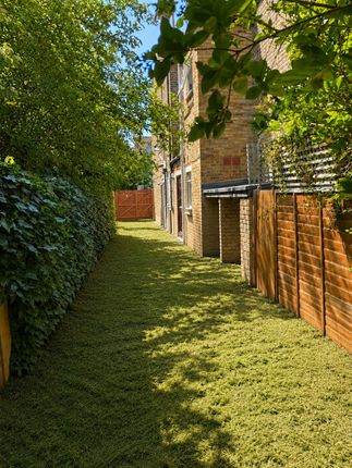 39, Melbourne Avenue, Ealing photo 4