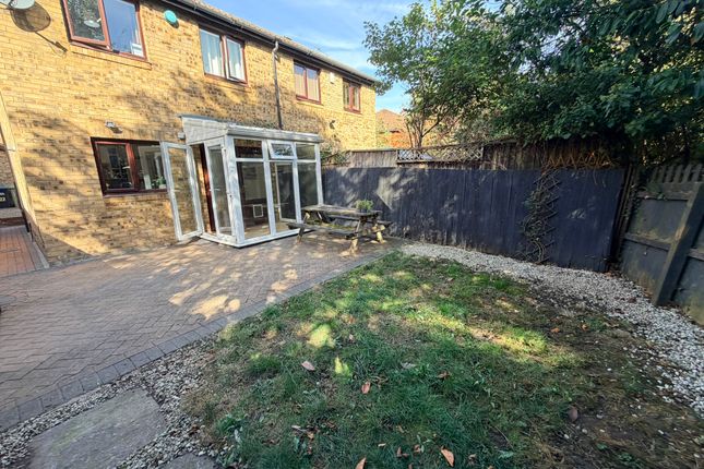 24, Vienna Grove, Milton Keynes photo 4