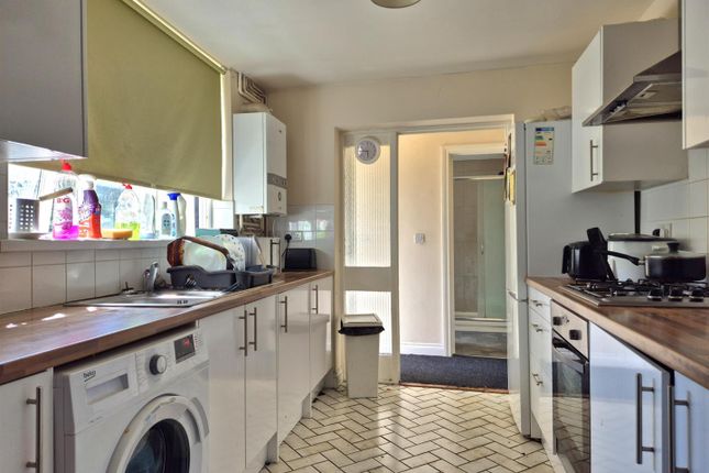 96, Locking Road, Weston-Super-Mare photo 3