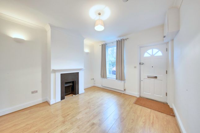 Thumbnail Terraced house to rent in Michels Row, Richmond