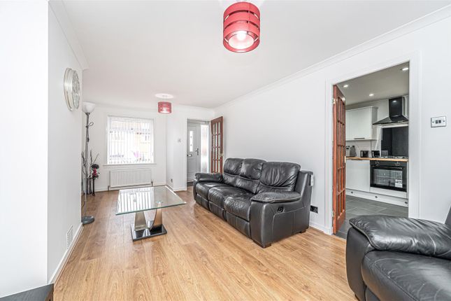33, Macbeth Road, Dunfermline photo 4