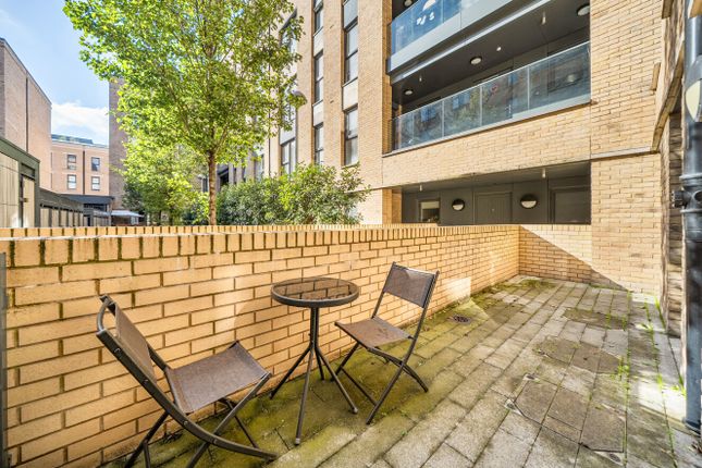 Allingham Road, London photo 2
