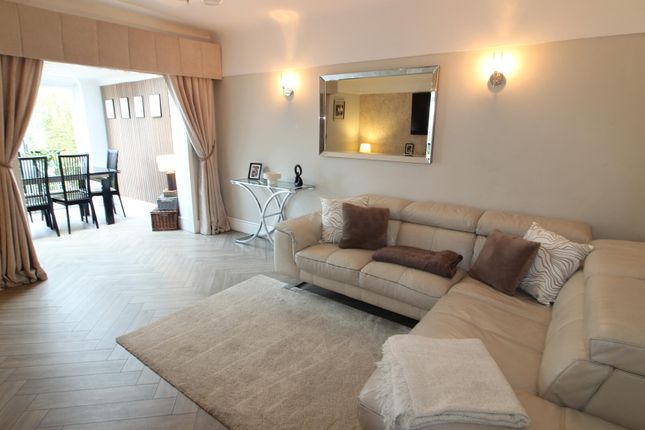 8, Domar Close, Liverpool photo 4