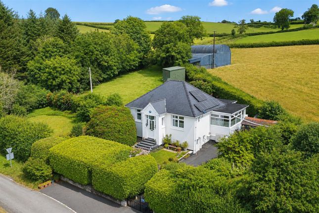 2-bed house on Patchoag, Llanllwni, Llanybydder, £299,950