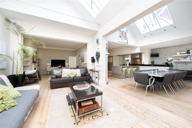 5, Woodthorpe Road, London photo 4
