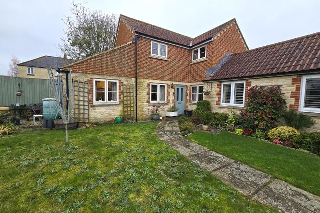 2-bed semi-detached on 5 Tow Path Mews, The Causeway, Chippenham, £270,000